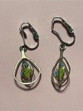 Vintage Gold Tone Enamel Clip on Earrings #7653